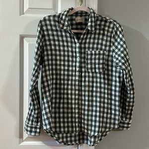 Great/white gingham button down